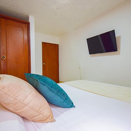 Hotel Toledo Plaza 아르메니아 외부 사진