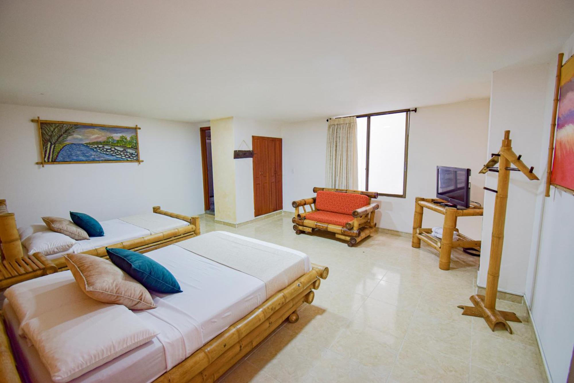 Hotel Toledo Plaza 아르메니아 외부 사진