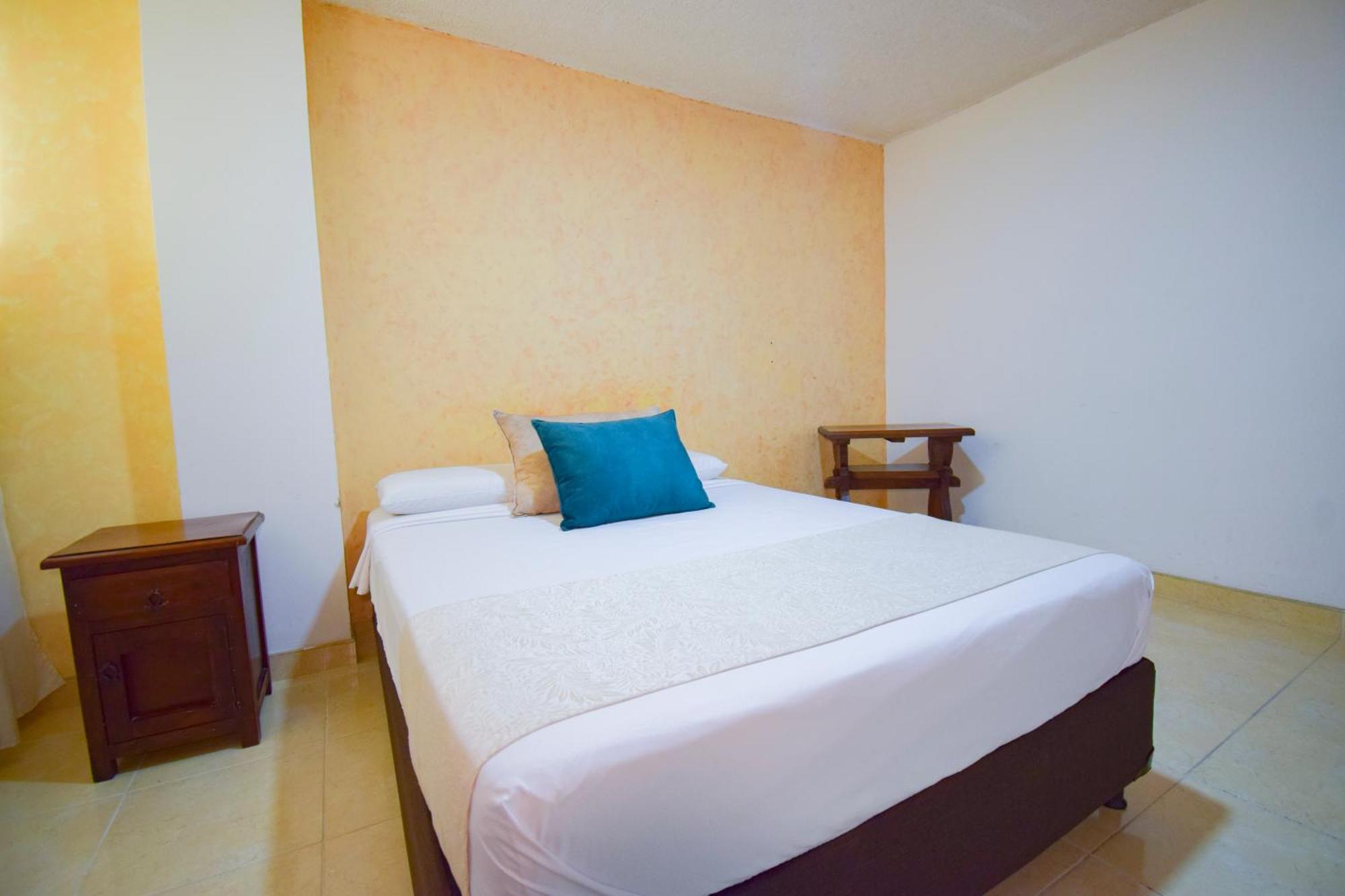 Hotel Toledo Plaza 아르메니아 외부 사진