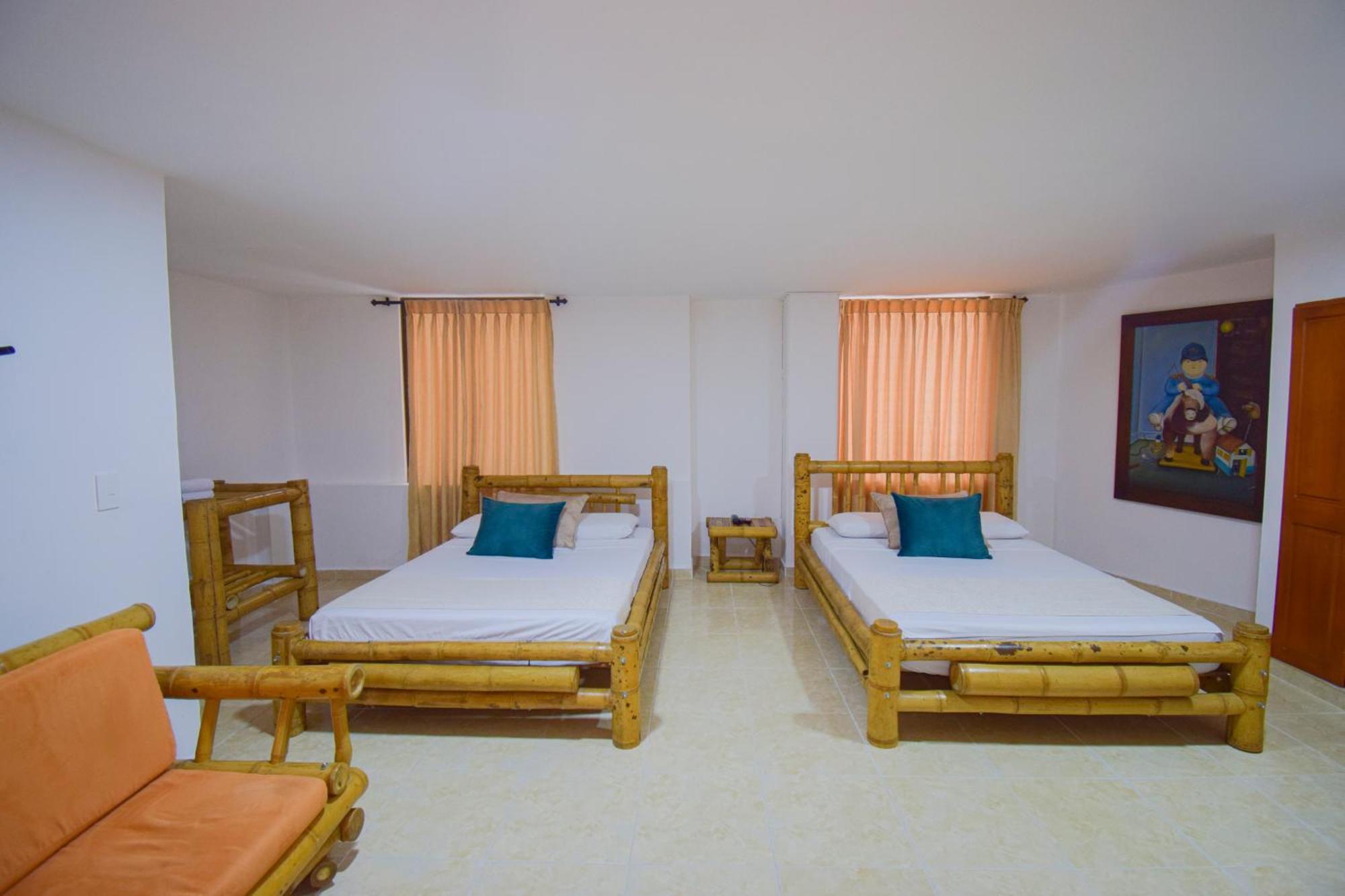Hotel Toledo Plaza 아르메니아 외부 사진